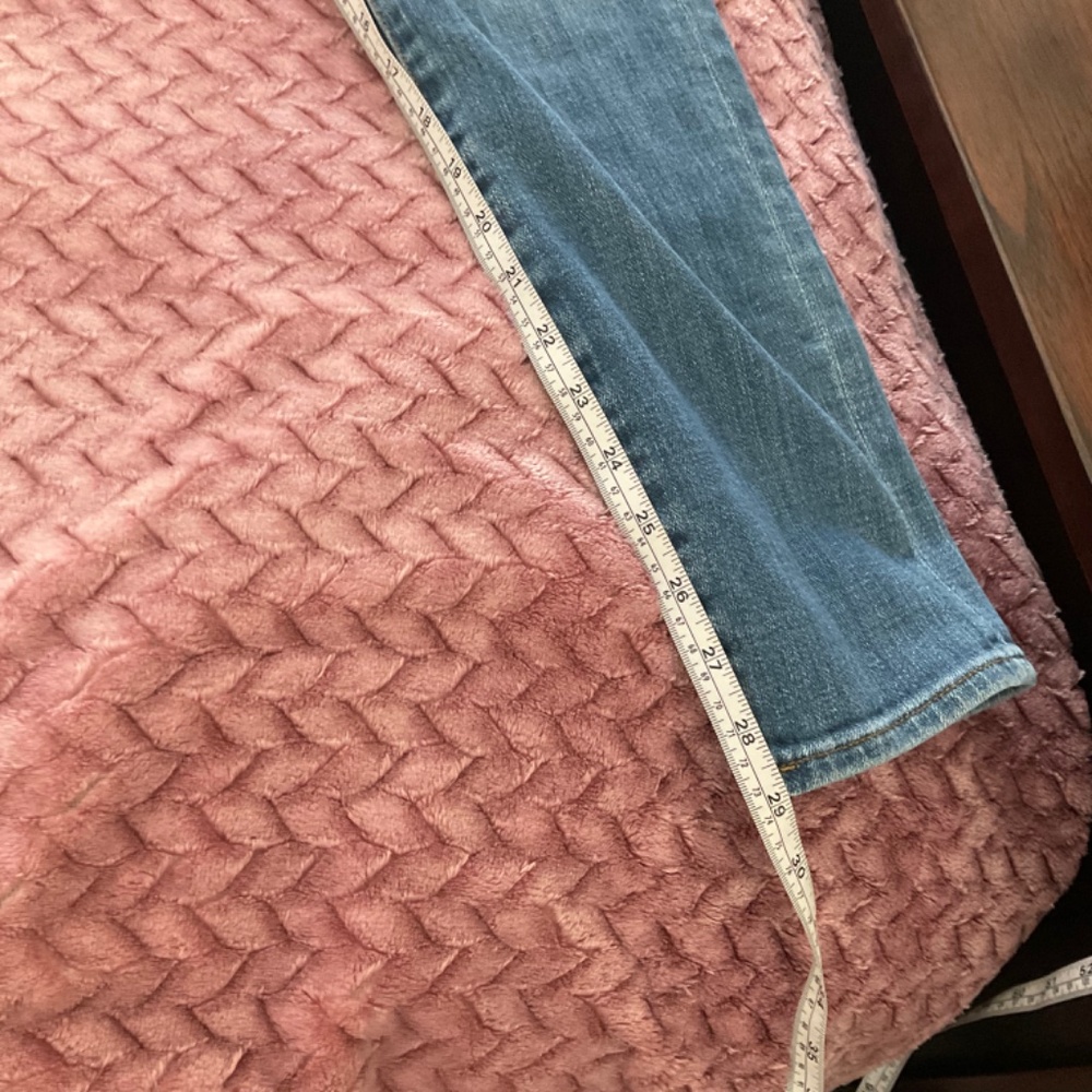Lucky Brand Lolita Skinny Jeans - Light Wash - Size 4 - Picture 7 of 8